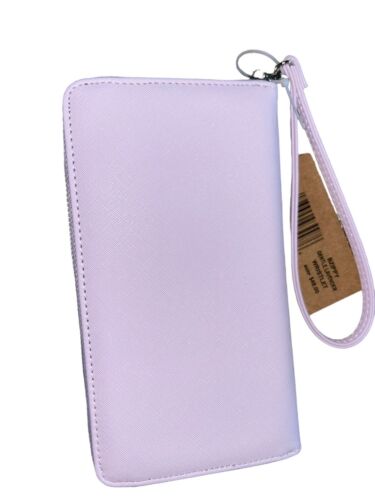 STEVE MADDEN WALLET WRISTLET LAVENDER SMOOTH TEXTURED SILVER ZIP "OH WHAT COLOR"