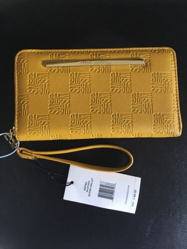 STEVE MADDEN WALLET WRISTLET MUSTARD WITH STAMPED LOGO "VERY DIFFERENT" "LOOK"