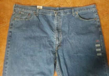 LEVI'S 550 RELAXED SITS AT THE WAIST LOOSE THIGH TAPERED LEG 52"X30"