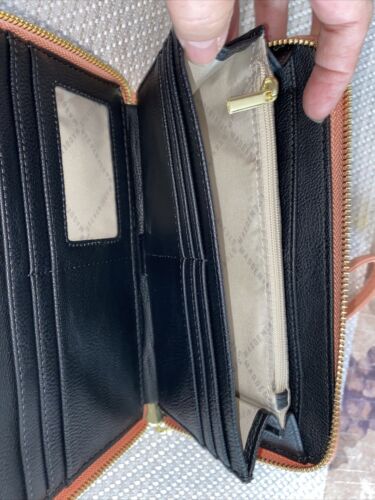 STEVE MADDEN WALLET WRISTLET PEACH SMOOTH TEXTURED BEAUTIFUL RETAIL $48