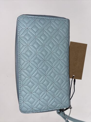 STEVE MADDEN WALLET WRISTLET SEA CRUSH BANGELO SMOOTH TEXTURED SILVER ZIPPER