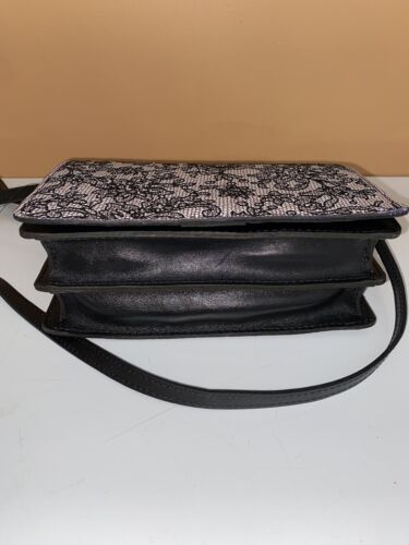Patricia Nash Lanza Fall Tapestry Leather XBDY Clutch, Wristlet Convertible Flap