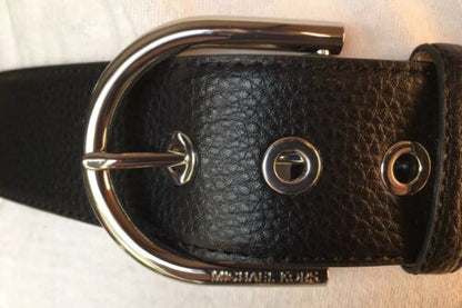 DKNY BELT REVERSIBLE DKNY LOGO ON ONE SIDE BLACK ON THE OTHER SKINNY MSRP $38.00