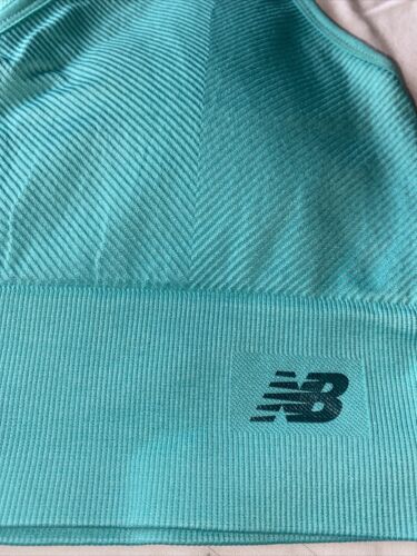 New Balance Medium Impact Sports Bra Style # 112018 AQUARIUS- GREEN Size XL