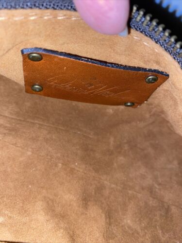 Patricia Nash Isla Oblong Tooled Florence Leather Wristlet Style P50607 NEW