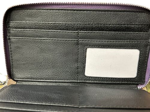 STEVE MADDEN WALLET WRISTLET GRAPE SMOOTH TEXTURED SILVER ZIP "OH WHAT COLOR"