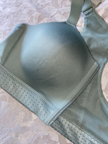 LAYER 8 MAXIMUM SUPPORT SIZE Small Sport Bra MULTI-Green Fitted Front Zipper-NEW