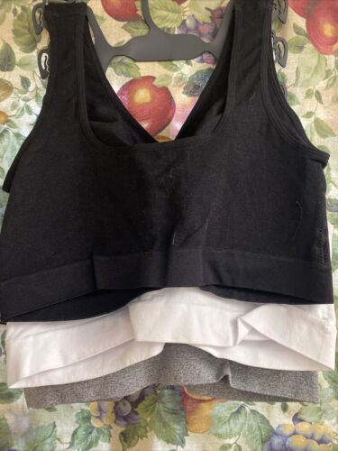 Delta Burke 3-Pack Seamless Bras Size 1X Soft Comfort Lounge Removable Pads NEW