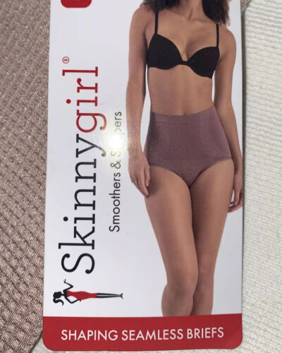Skinnygirl Shaping Seamless Briefs Size MEDIUM 3  pair Style SG7703￼￼ New