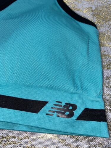 New Balance Medium Impact Sports Bra Style 112016 Aquarius Green/Black Size XL