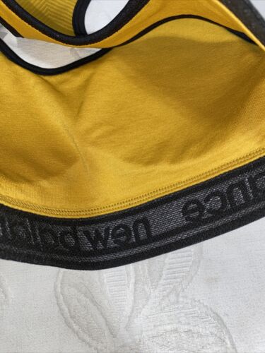 New Balance Medium Impact Sports Bra Style # 1153  SUNFLOWER/ Black MEDIUM NEW