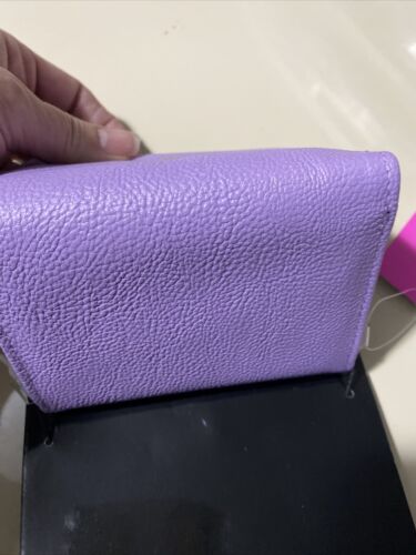 Betsey Johnson Peg gable Card Case Flap Snap On Wallet LILAC-Gold Hardware CUTE!