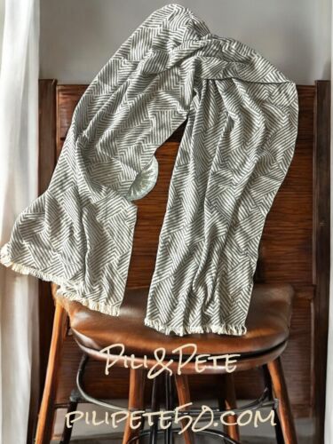 Caterina de Medici Italy 100% Cotton Scarf Shawl Gray/White, Two Side Fringe~NEW