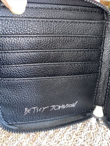 Betsey Johnson New Indexer Zip Around Wallet w/ Strap Black/Multi Lips $38 NWT