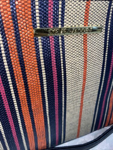 STEVE MADDEN HANDBAG BMAGGIE MULTICOLORED STRIPE PRINT XBDY GOLD -TONE HARDWARE