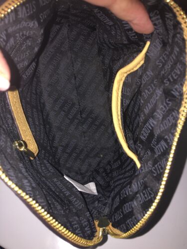 STEVE MADDEN HANDBAG BMARILYN MUSTARD STAMPED LOGO GOLD HARDWARE