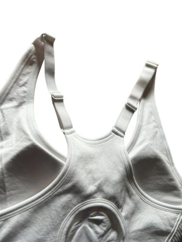 NEW BALANCE Medium Impact Sports Bra Style R000300~ Size XL~WHITE~ EXCELLENT FIT