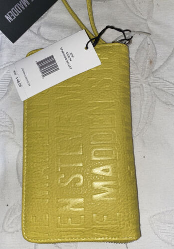 STEVE MADDEN WALLET WRISTLET CITRON STAMPED LOGO SILVER ZIPPER