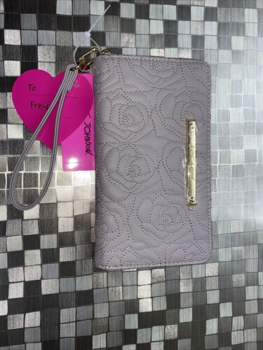 Betsey Johnson Zip Around Wallet/Wristlet Stitch FLORAL 💐MBJ1000X GRAY -CUTE