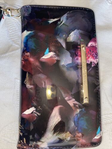 Betsey Johnson Zip Around Wristlet Wallet Blue Flower Multicolor Design Patent