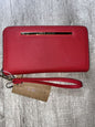 STEVE MADDEN WALLET WRISTLET RED WRAP AROUND LOGO SMOOTH TEXTURED