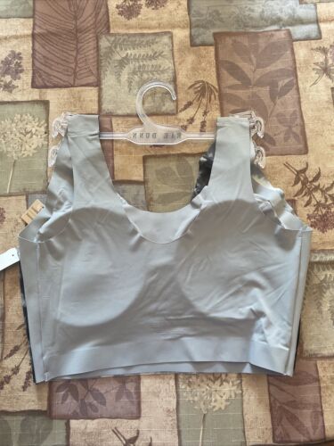 Rae Dunn. Women's 2 Pair Pack Invisible Support Removable Pads Comfort Bra MED