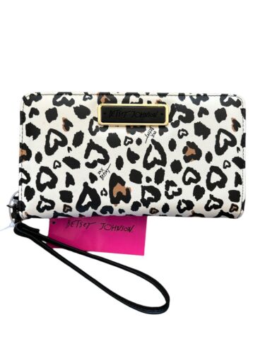 BETSEY JOHNSON Zip Around Long Wallet Wristlet Hearts Animal Print Love
