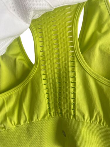90 Degree By Reflex~Seamless High Octane Perforated~Lime & White Bra Set-Two XL