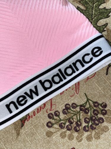 New Balance Sports Bra With Padding Size  XXL- Shade Of Orange Style 111152 NEW