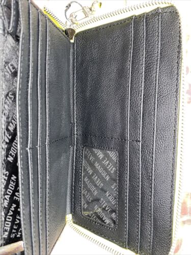 STEVE MADDEN WALLET WRISTLET YELLOW SMOOTH TEXTURE SILVER ZIPPER PRETTY!!NEW