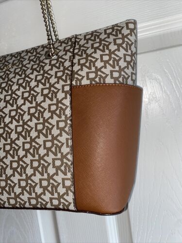 DKNY Gigi Tote Signature Logo Vanilla/Brown  Gold Hardware MSRP $178.00 ELEGANT