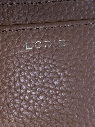 LODIS Pebbled Leather Compact Bifold Wallet  Cardholder Light Tan  New- CLASSY