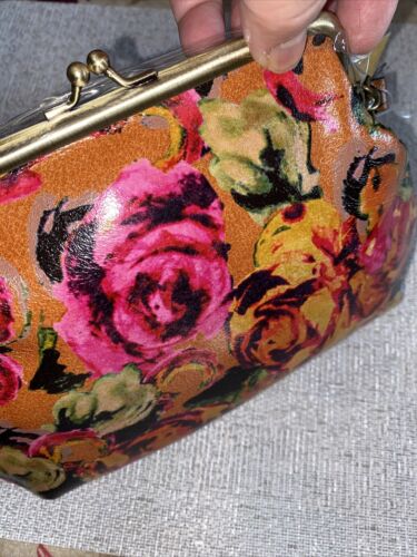 Patricia Nash Summer RosesHand-Bag Wristlet Savena 100% Authentic Leather CUTE!