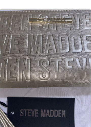 STEVE MADDEN WALLET WRISTLET METALIC GOLD STAMPED LOGO VERY CLASSY!!