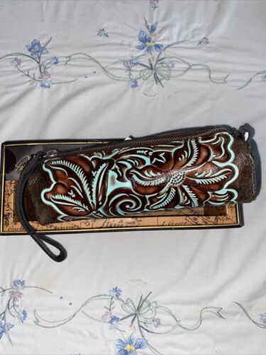 Patricia Nash Isla Oblong Tooled Turquoise Leather Wristlet Style A035133 NEW
