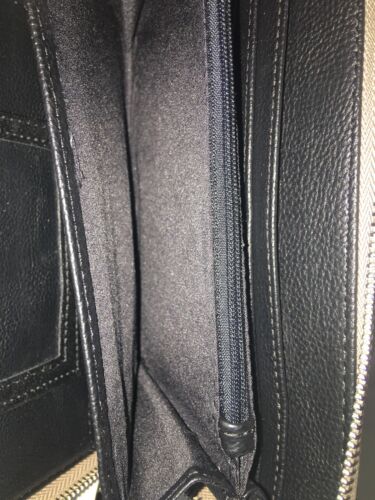 Betsey Johnson Zip Around Wristlet Wallet - STONE - Heart Design Patent NWT