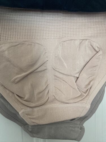 Skinnygirl Shaping Seamless Briefs Size L ~3  pair SG7703￼￼ ~TAMES YOUR TUMMY!