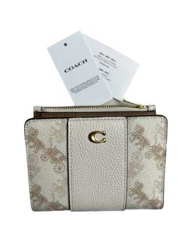 Coach~Horse & Carriage Bifold Wallet~Zip