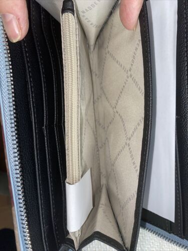 STEVE MADDEN WALLET WRISTLET BLUE (LIGHT-BLUE) SMOOTH TEXTURED