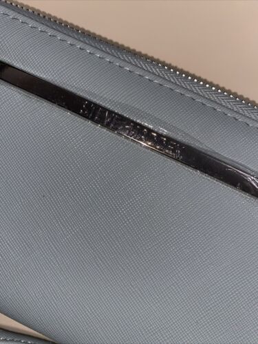 STEVE MADDEN WALLET WRISTLET LIGHT GREEN) SMOOTH TEXTURED