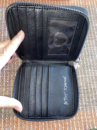 Betsey Johnson New Indexer Zip Around Wallet w/ Strap Black/Multi Lips $38 NWT