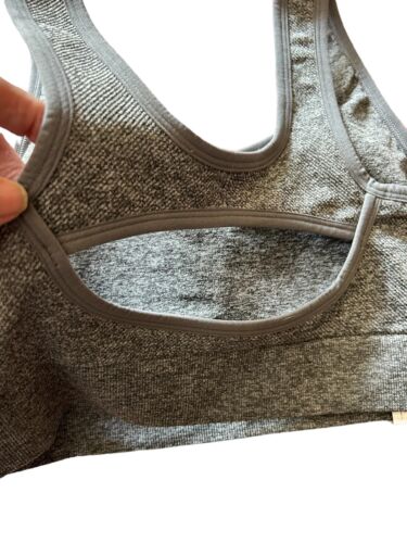 New Balance Sports Bra Style R000545~Medium Impact~Gray/Silver LARGE~SUPER CUTE