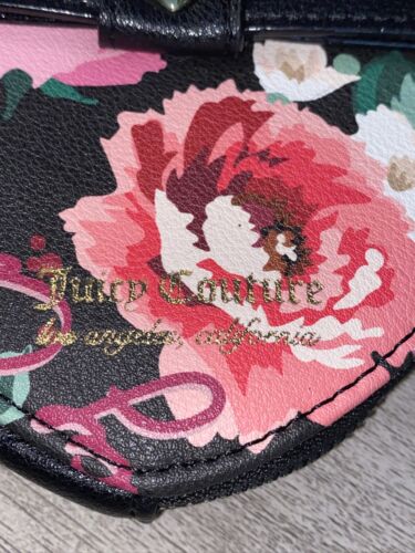 JUICY COUTURE PICK UR PETAL BLACK PEEK A BOW HEART WRISTLET SHAPED COIN PURSE
