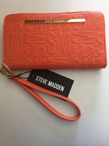 STEVE MADDEN WALLET WRISTLET ORANGE STITCHED BIG LETTER LOGO (SM) GOLD HARDWARE