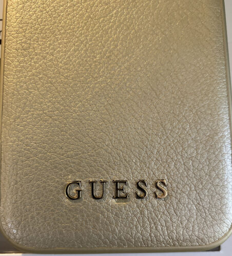 GUESS iPHONE 11 PRO P.U. LEATHER IRIDESCENT COLLECTION  GOLD