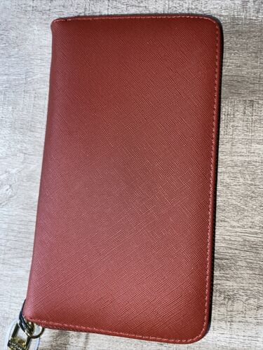 STEVE MADDEN WALLET WRISTLET RED~PAPRIKA~ LOGO SMOOTH TEXTURED~ORGANIZER~UNIQUE!