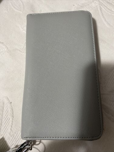 STEVE MADDEN WALLET WRISTLET SAGE SMOOTH TOUCH SILVER HARDWARE