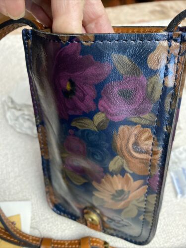 Patricia Nash Ariena Peruvian Painting Leather Crossbody Phone Carry Case NEW