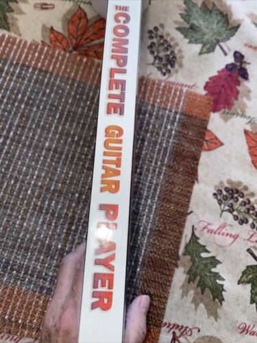 SMPG The Complete GUITAR PLAYER (2005 Hardcover FT Publishing UK)1568525133