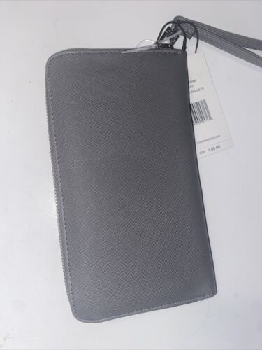 STEVE MADDEN WALLET WRISTLET GRAY BZIPPY ~ORGANIZER￼~ SOFT TEXTURE~CLASSY